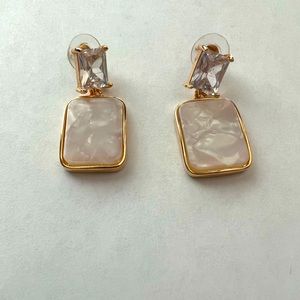 Pretty earrings that match with any occasion, New, Gold Filled,